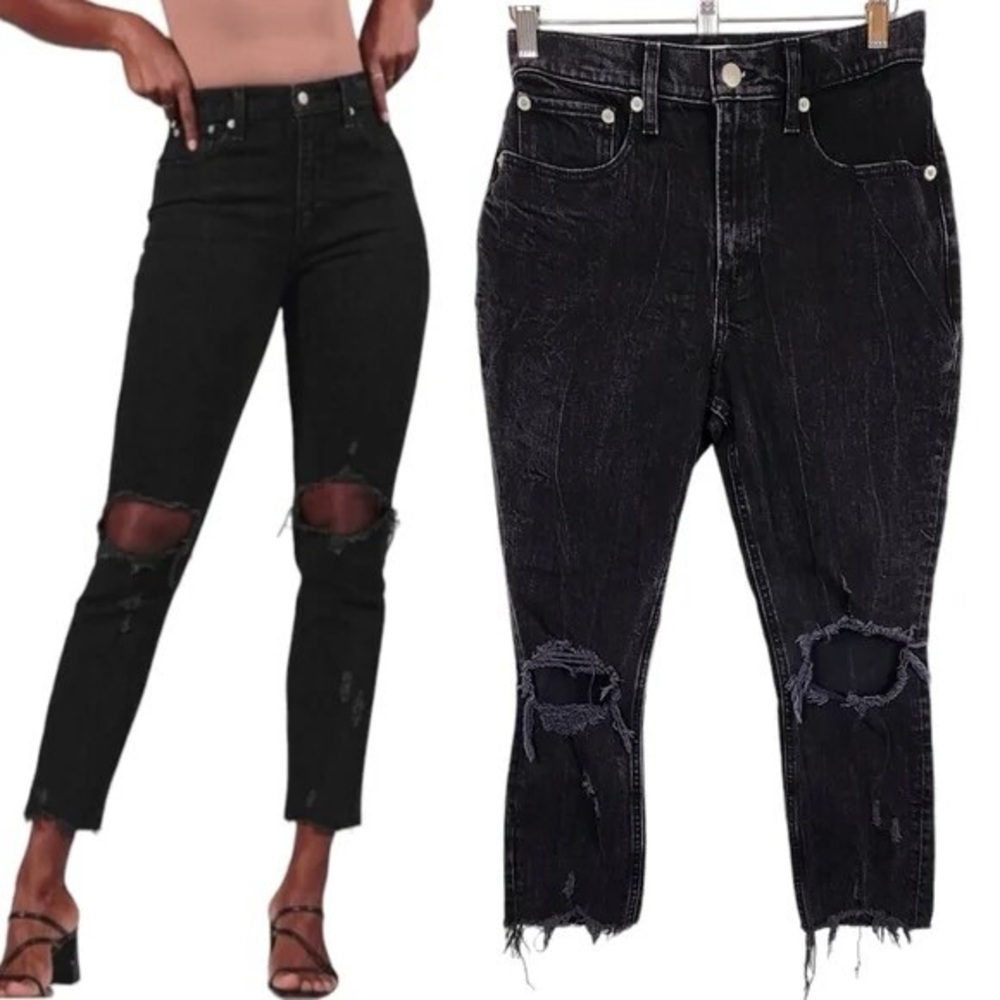 Abercrombie & Fitch Black High Rise Mom Jeans
